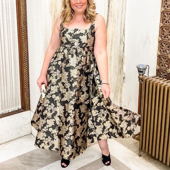 NWT Antonio Melani Morgan
Sleeveless Square Neck
Jacquard A-Line Midi Dress - Picture 6 of 16